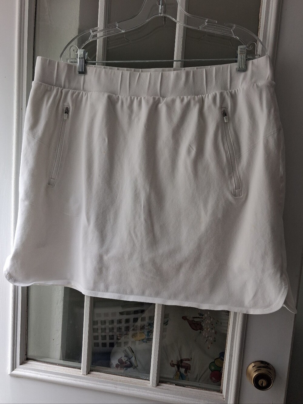 Talbots White Athletic Skirt /Skort with Front Zip Pockets